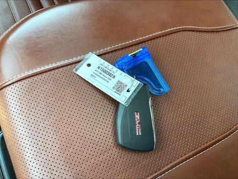 Used 2023 GMC Sierra 1500 Denali Ultimate image 31