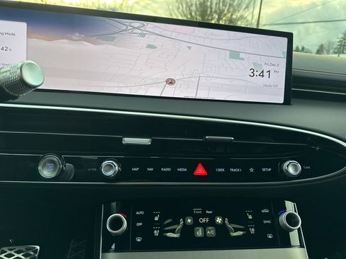 New 2026 Genesis GV70 3.5T Sport Advanced image 25