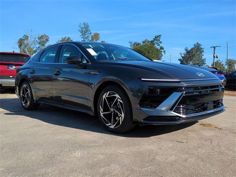 New 2026 Hyundai Sonata SEL image 3