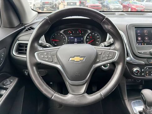 Used 2022 Chevrolet Equinox LT FWD image 10