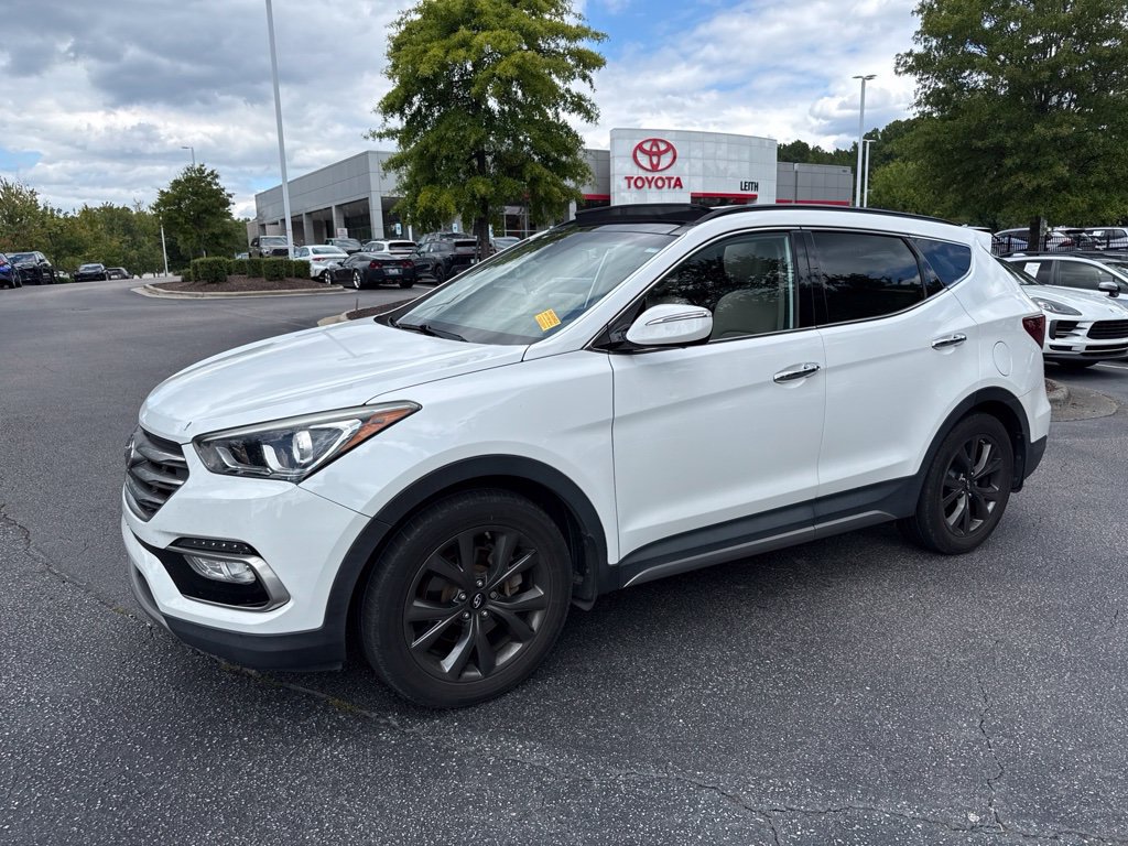 Used 2017 Hyundai Santa Fe Sport w/ 2.0T Ultimate Tech Package 05 FWD image 2