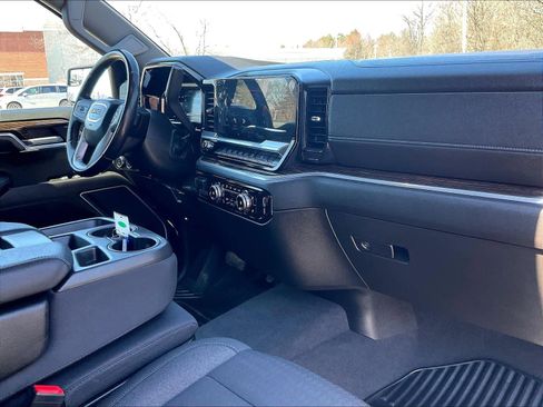 Used 2022 GMC Sierra 1500 Elevation w/ X31 Off-Road Package image 14