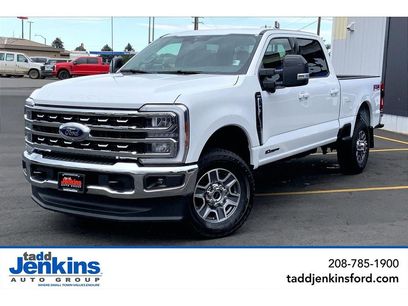 New 2026 Ford F350 Lariat w/ FX4 Off-Road Package