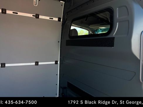 Used 2026 Mercedes-Benz Sprinter 2500 image 17