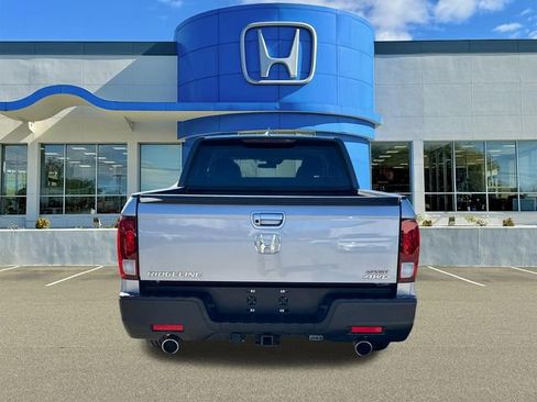Used 2023 Honda Ridgeline Sport image 3