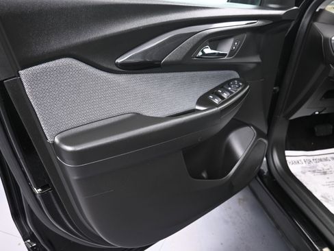 Used 2023 Chevrolet TrailBlazer LT w/ Convenience Package image 16