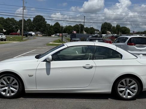 Used 2013 BMW 328i Convertible RWD image 4