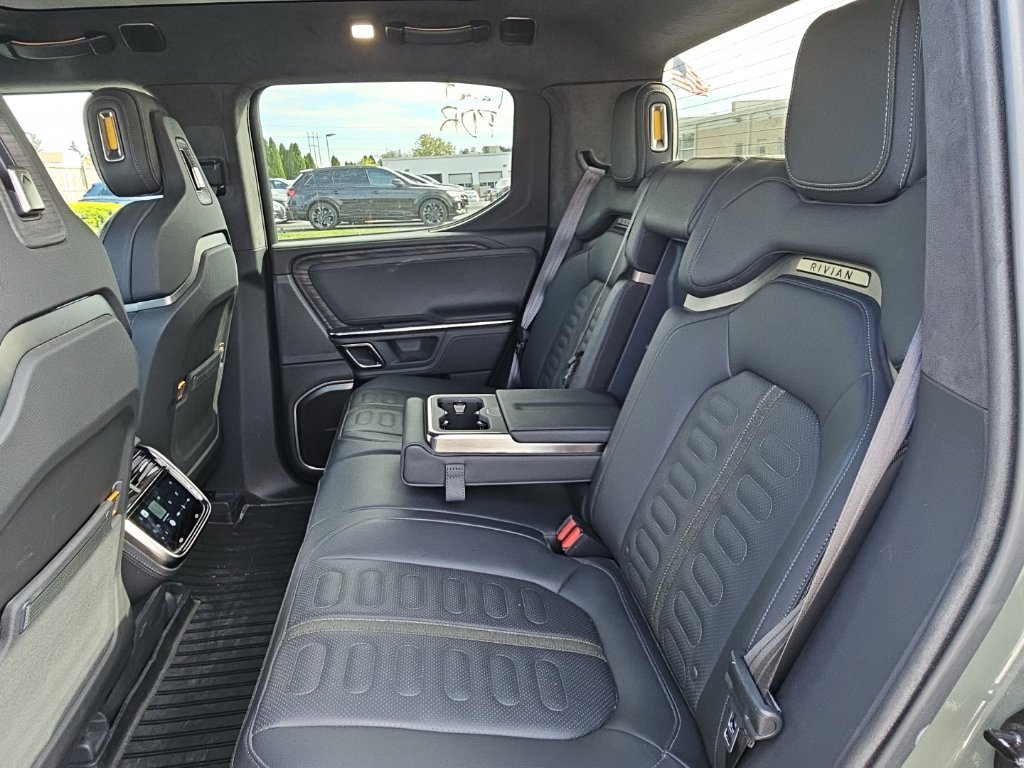 Used 2022 Rivian R1T Launch Edition AWD/4WD image 12