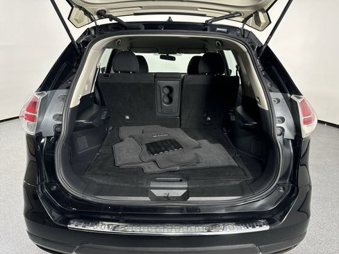 Used 2016 Nissan Rogue S image 33