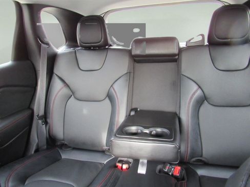 Used 2022 Jeep Cherokee Trailhawk w/ Premium Leather Package image 8