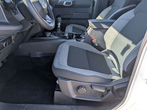 New 2025 Ford Bronco 4-Door image 21