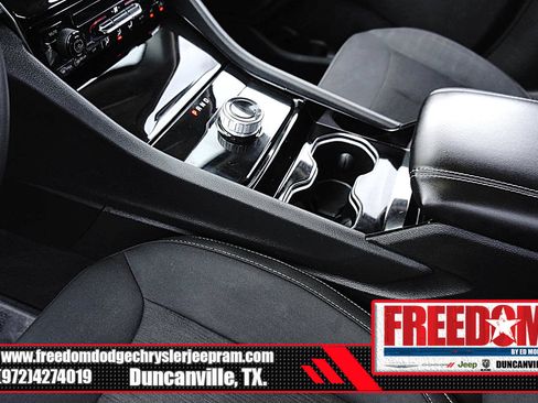 Used 2023 Jeep Grand Cherokee L Laredo RWD image 34