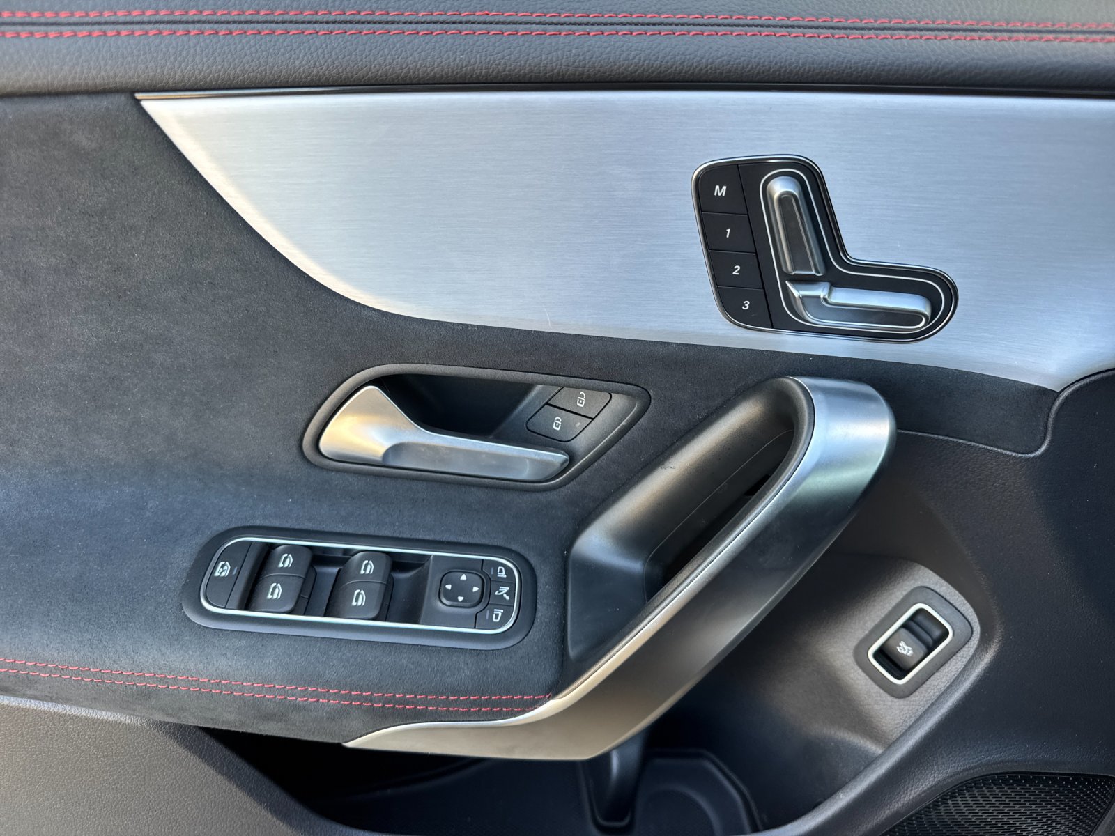 Certified 2026 Mercedes-Benz CLA 250 image 11