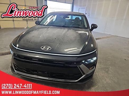 Used 2024 Hyundai Sonata SEL w/ Convenience Package image 3