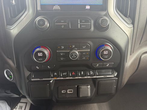 Used 2021 Chevrolet Silverado 1500 RST w/ Z71 Off-Road Package AWD/4WD image 35