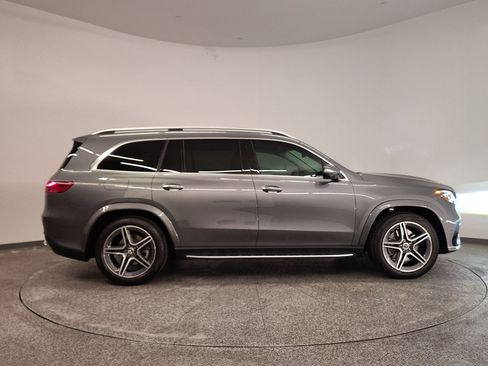 New 2026 Mercedes-Benz GLS 450 4MATIC image 7