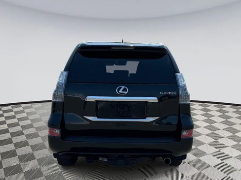 Used 2023 Lexus GX 460 Premium w/ Premium Package AWD/4WD image 3