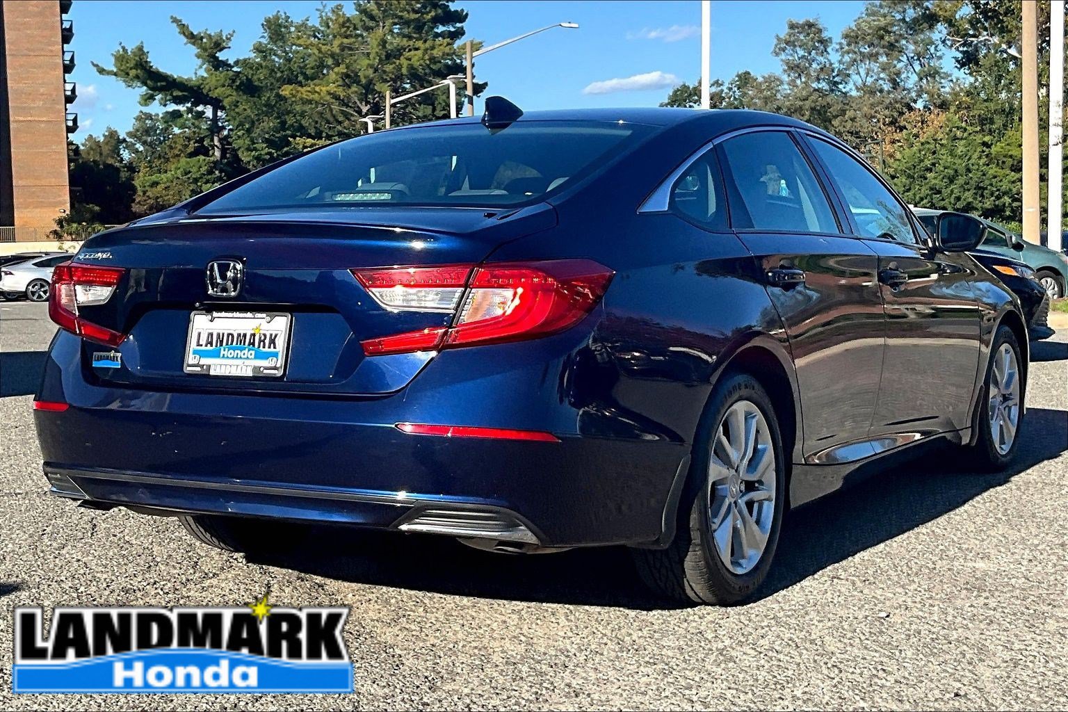 Used 2019 Honda Accord LX image 2