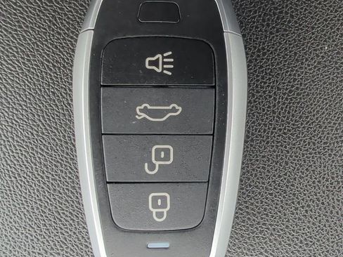 Used 2019 Chevrolet Equinox LT w/ Driver Convenience Package FWD image 18
