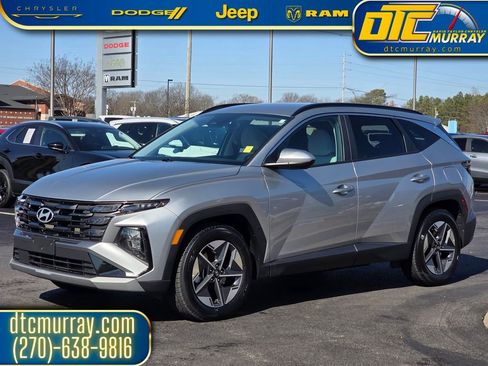 Used 2025 Hyundai Tucson SEL image 2