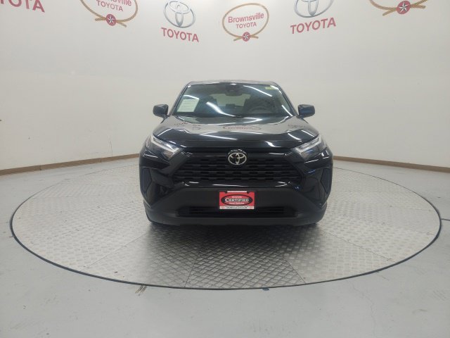 Used 2025 Toyota RAV4 LE FWD image 4