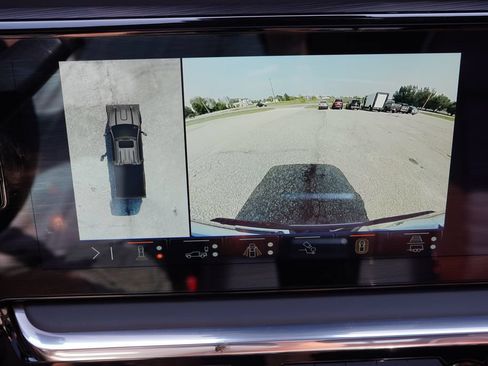 Used 2025 GMC Sierra 3500 Denali Ultimate AWD/4WD image 41