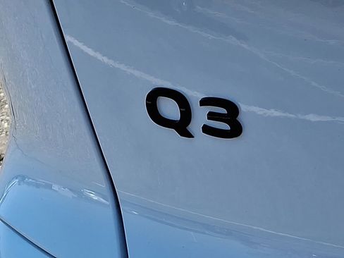 New 2026 Audi Q3 quattro 2.0T image 11