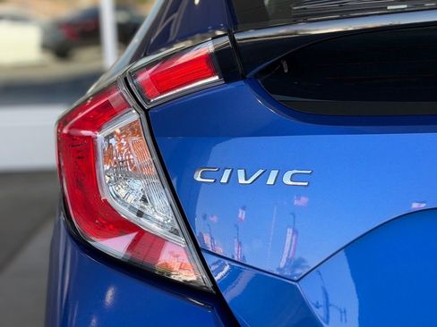 Used 2018 Honda Civic EX image 11