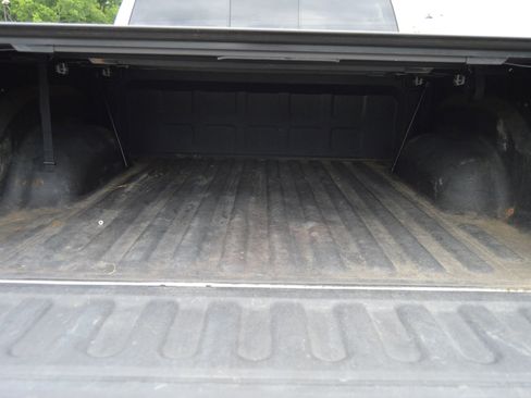 Used 2018 RAM 1500 Laramie w/ Convenience Group image 26