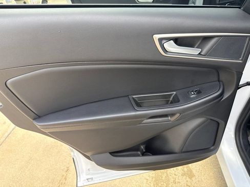 Used 2024 Ford Edge SEL w/ Convenience Package AWD/4WD image 9