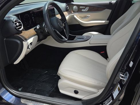 Certified 2022 Mercedes-Benz E 350 Sedan image 9