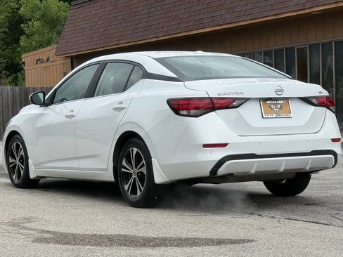 Used 2020 Nissan Sentra SV FWD image 3