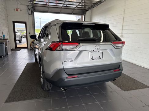 Used 2024 Toyota RAV4 XLE FWD image 6