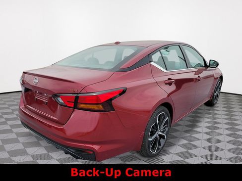 Certified 2025 Nissan Altima 2.5 SR w/ SR Premium Package FWD image 6