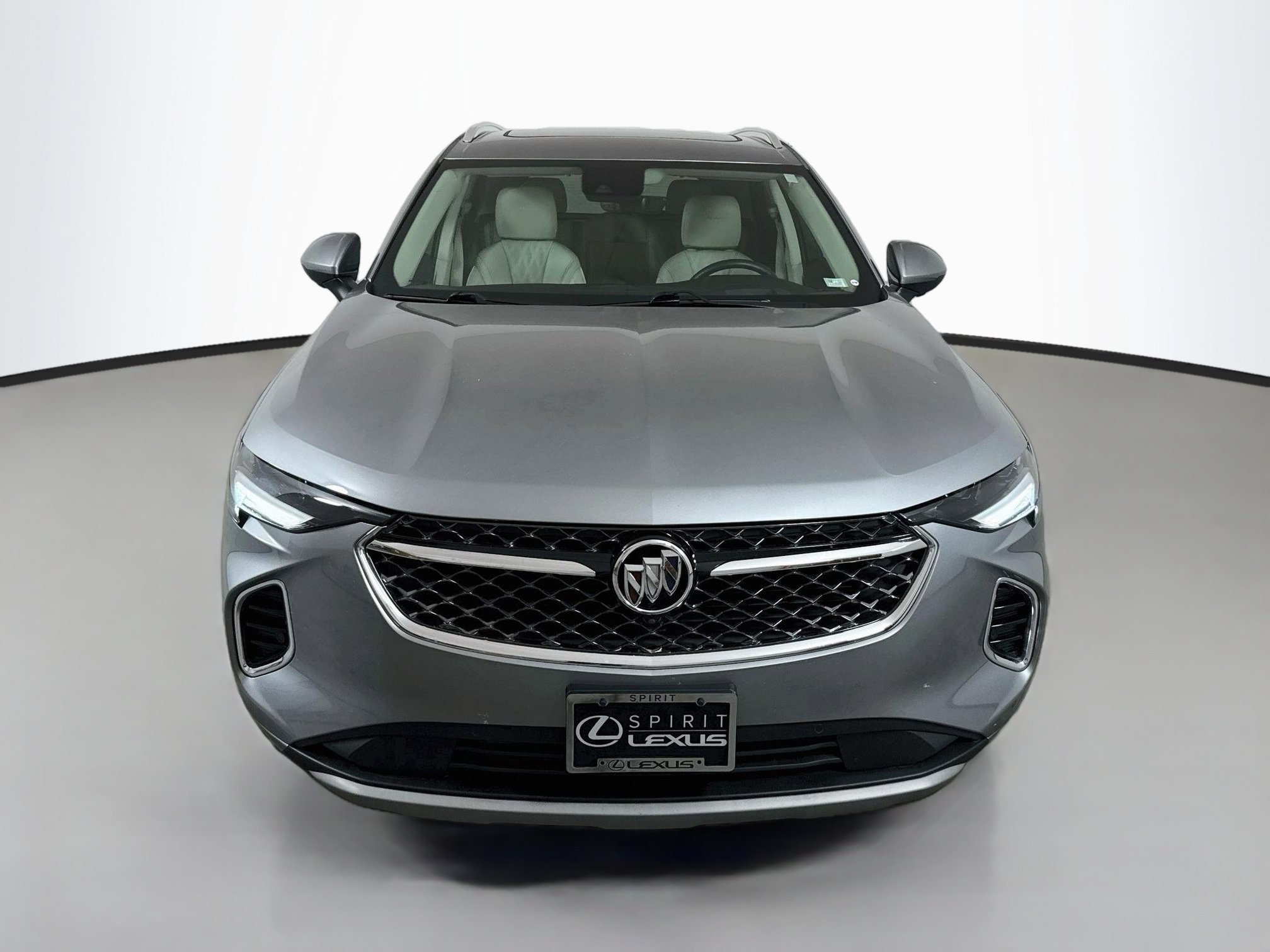 Used 2023 Buick Envision Avenir AWD/4WD image 2