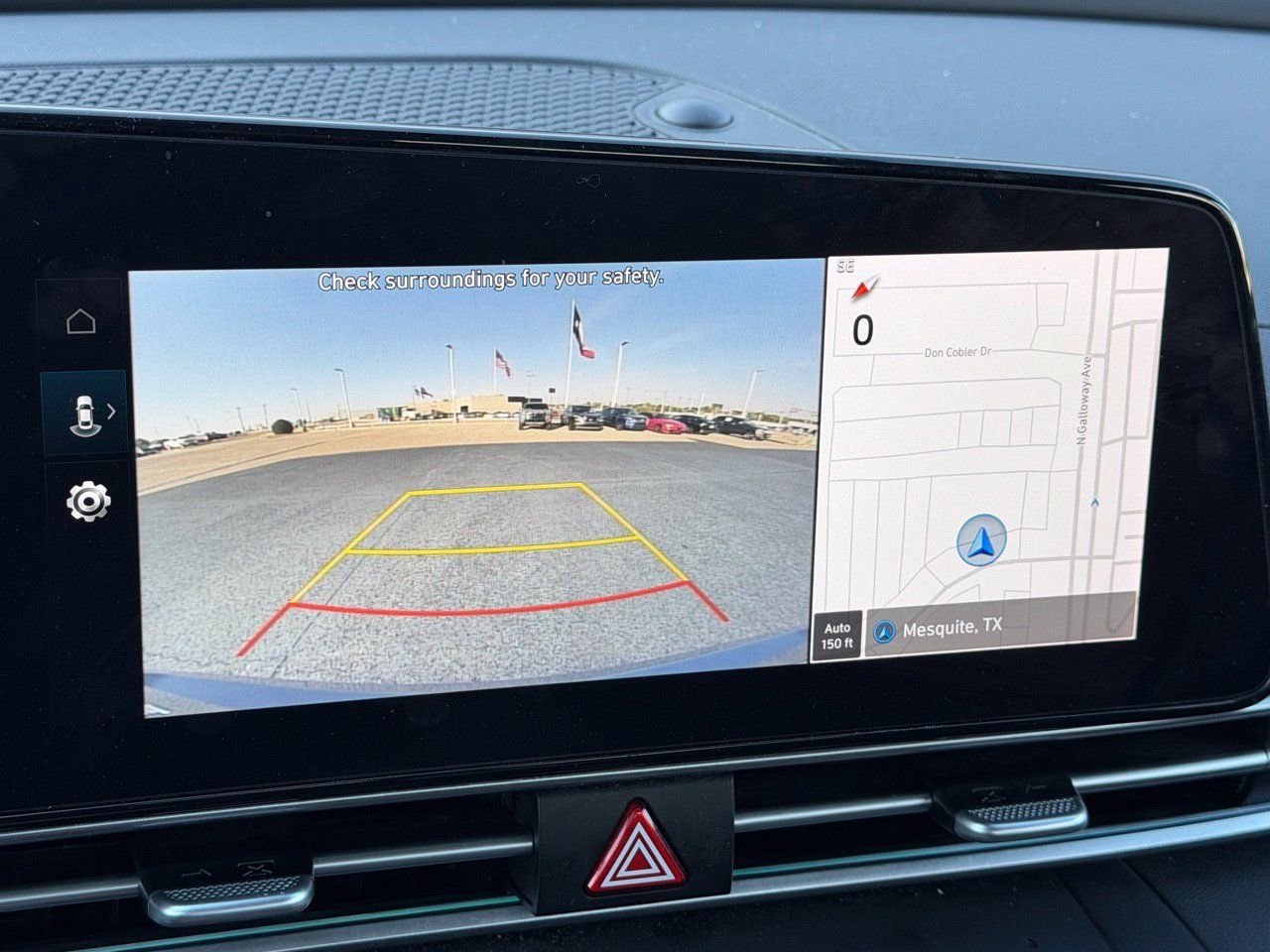 Used 2025 Hyundai Elantra SEL FWD image 19