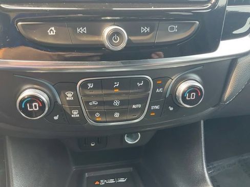 Used 2023 Chevrolet Traverse LT w/ LPO, Floor Liner Package AWD/4WD image 7