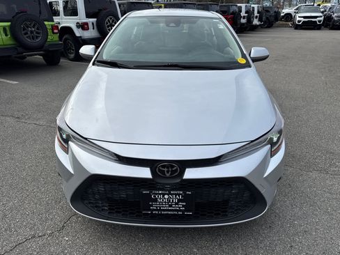 Used 2022 Toyota Corolla LE image 9