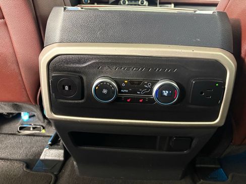 Used 2024 Ford Expedition Limited AWD/4WD image 51