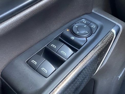 Used 2021 Chevrolet Silverado 1500 LT Trail Boss w/ Convenience Package II image 28