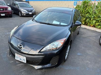 Used 2013 MAZDA MAZDA3 i Touring w/ Preferred Equipment Pkg