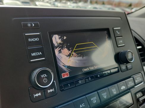 Used 2020 Honda Odyssey LX image 22