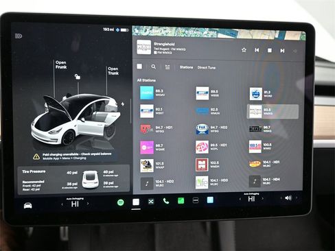 Used 2023 Tesla Model 3 Performance image 23