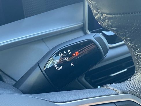 New 2026 Volkswagen Tiguan SE R-Line image 26