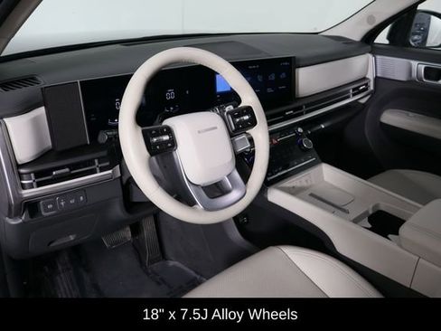 Used 2025 Hyundai Santa Fe SEL image 27