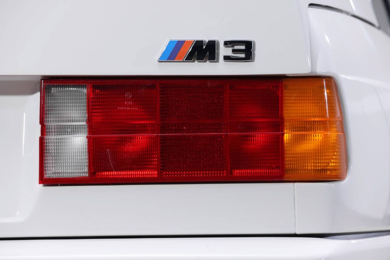 Used 1988 BMW M3 Coupe RWD image 18