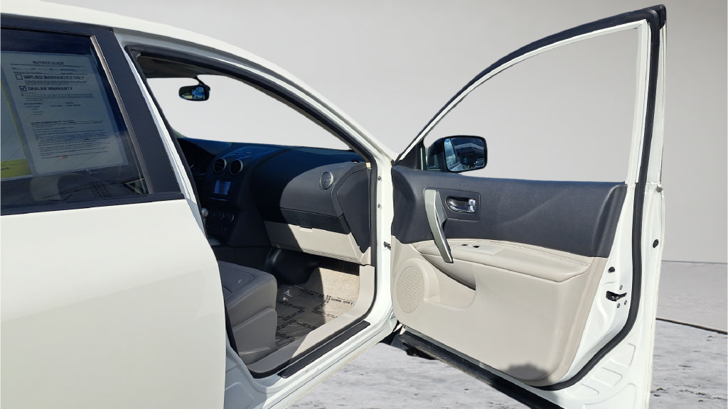 Used 2012 Nissan Rogue SL AWD/4WD image 27