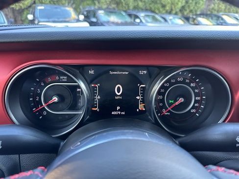 Used 2021 Jeep Gladiator Rubicon image 15