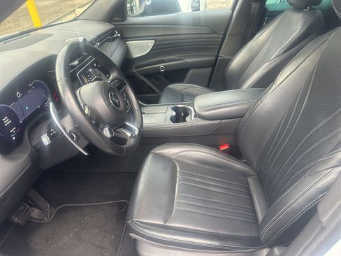 Used 2023 Maserati Grecale GT image 9