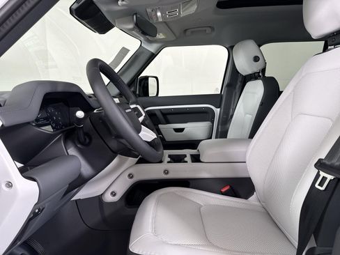 Certified 2025 Land Rover Defender 110 S image 24